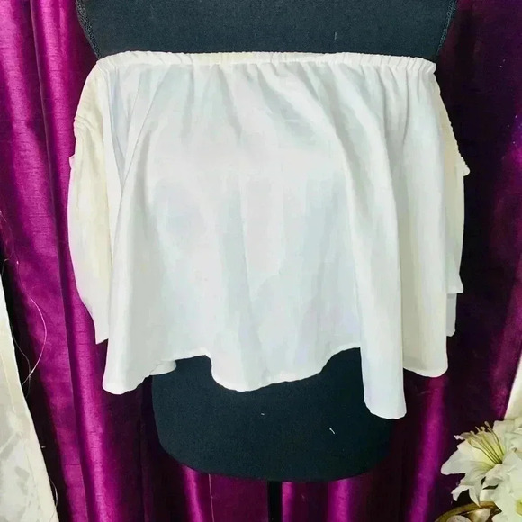 💜 3/25 White Cropped Tube Top with  Short Sleeves - Picture 3 of 3